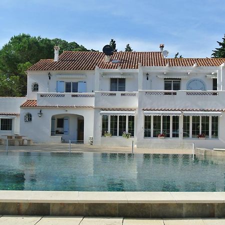 Grand Tamaris Hosting Bed and Breakfast Αρλ Εξωτερικό φωτογραφία